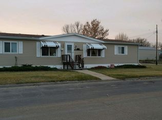303 3rd Ave E, Scobey, MT 59263