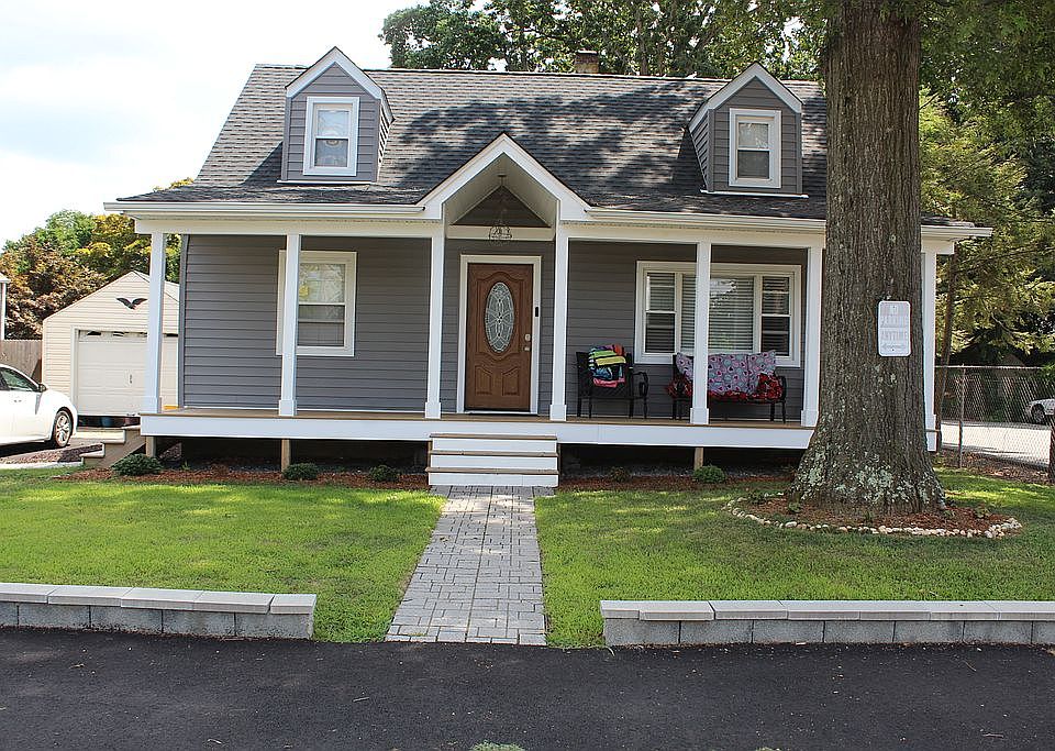 1st image of 24 Saint Marys Pl