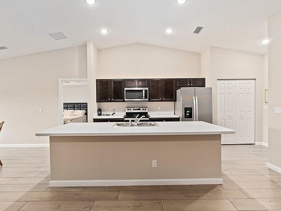 5th image of 2243 SE Rock Springs Drive