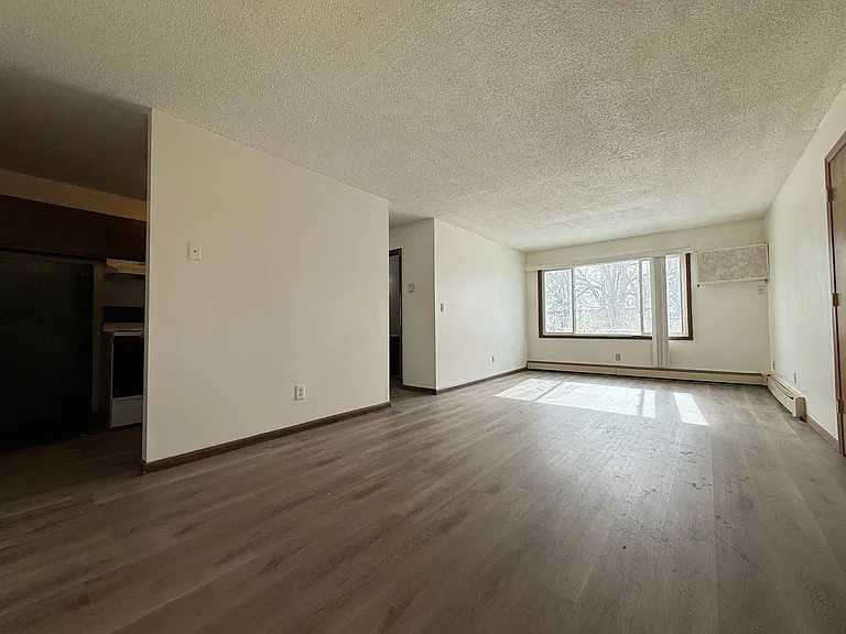 445 California St — Photo 12