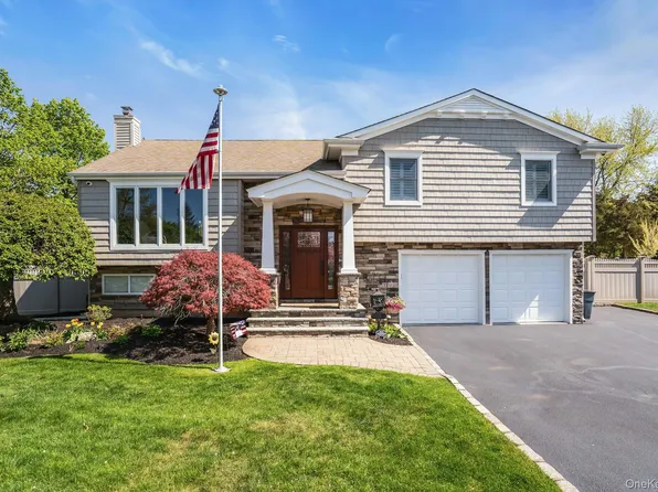 101 Hayrick Lane, Commack, NY 11725