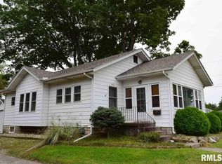 2326 7th St, Moline, IL 61265