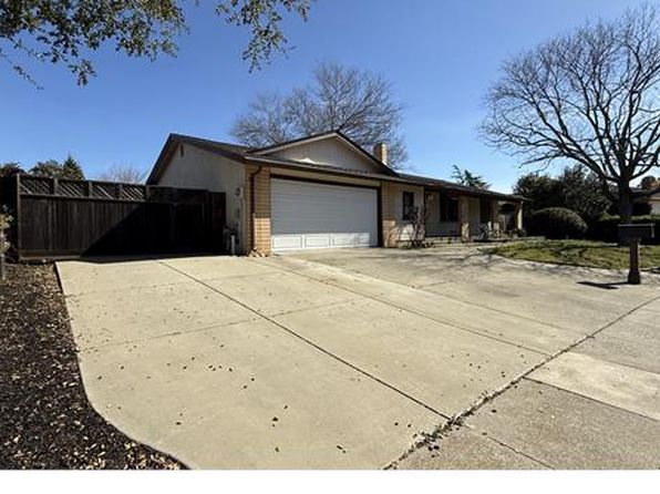 5727 Lewis Way