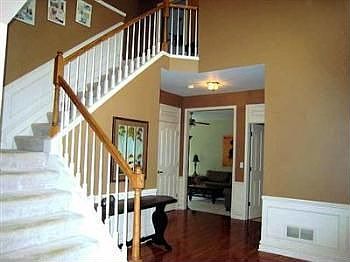 2nd image of 381 Butterfield Cir