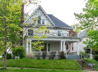 419 W 2nd St, Muscatine, IA 52761