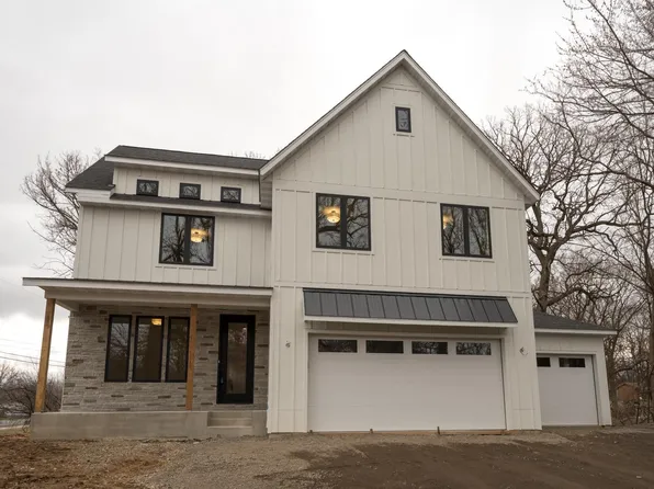 2116 65th St E, Inver Grove Heights, MN 55077