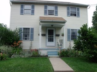 606 S 9th St, Perkasie, PA 18944