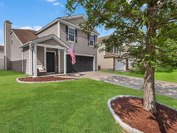 3rd image of 304 Connor Ct