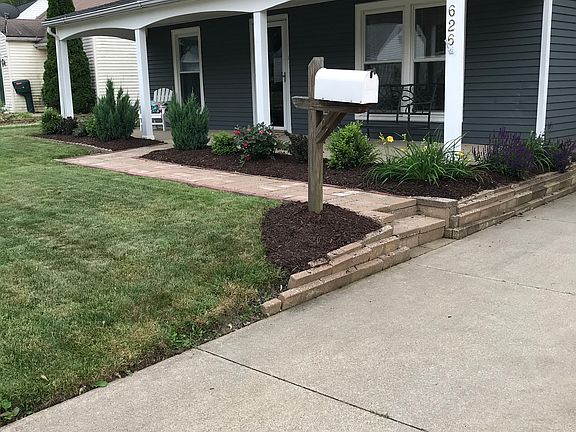 3rd image of 626 Stuart Ave