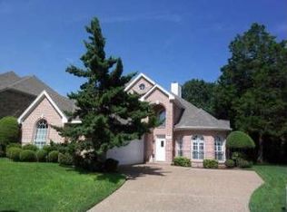 2605 Hidden Ridge Dr, Arlington, TX 76006