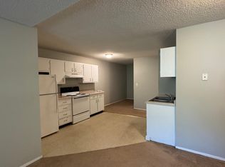 210 Kiick St #8, Latham, IL 62543