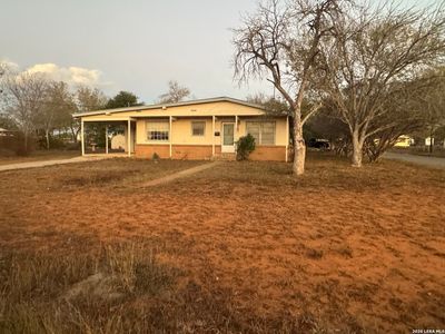 504 N Cedar, Pearsall, TX, 78061