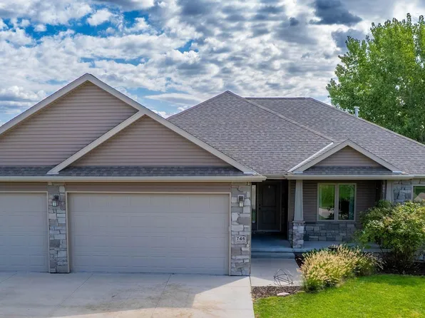 746 Sunset Blvd, Palmyra, NE 68418