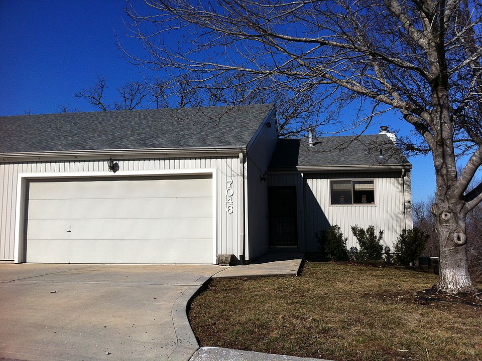 7046 N Askew, Front, 2-car