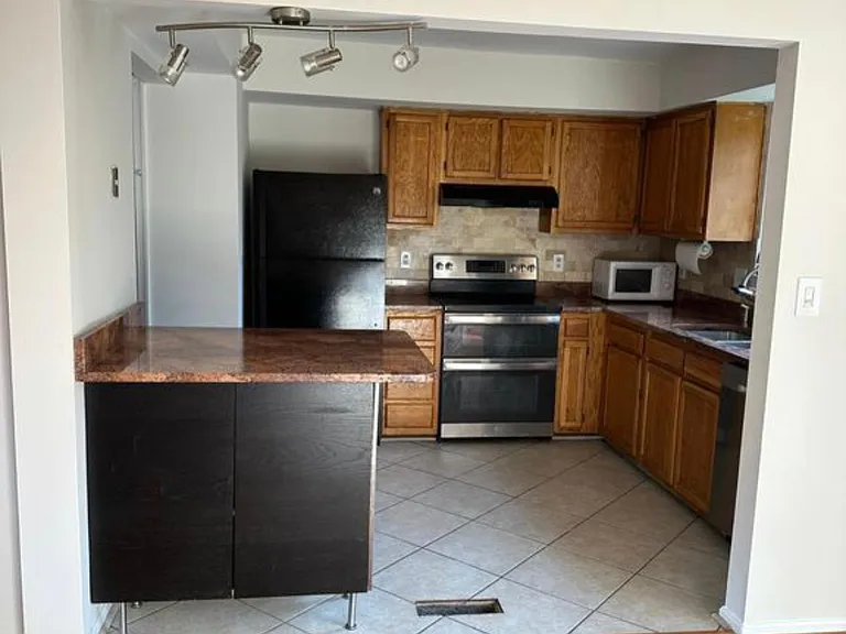 13422 Country Ridge Dr #13422 — Photo 11