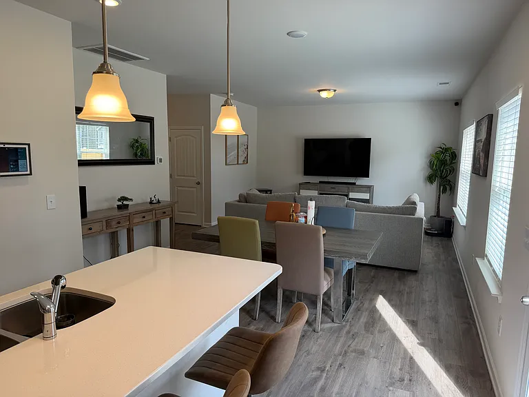 172 Knoll Way — Photo 4
