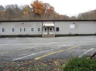 357 Flaugherty Run Rd STE 105, Coraopolis, PA 15108