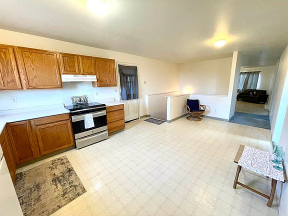 5th image of 208 N Market St