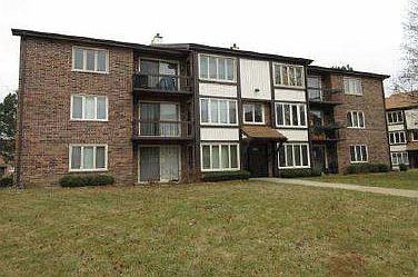 2nd image of 4948 Circle Ct APT 708