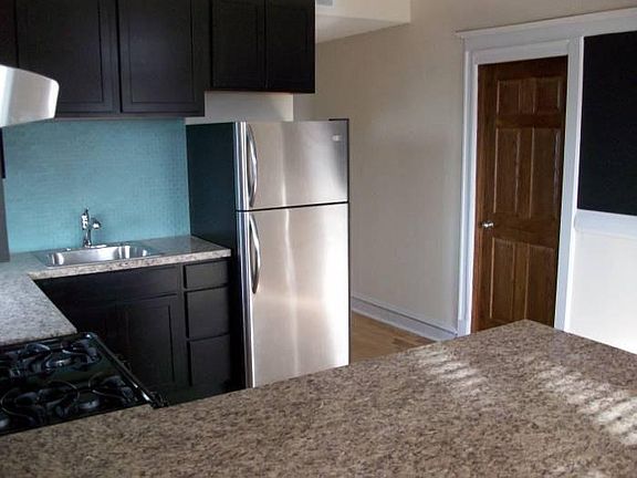2nd image of 1653 N Talman Ave APT 1