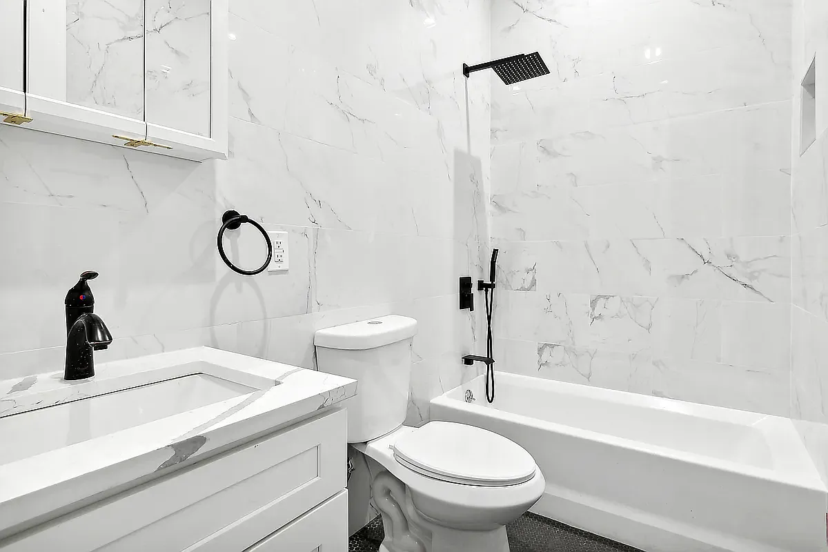 329 Cornelia Street — Photo 4