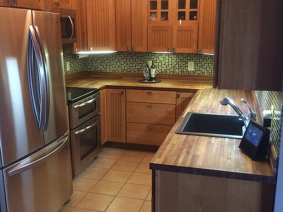 upgraded kitchen &appliances