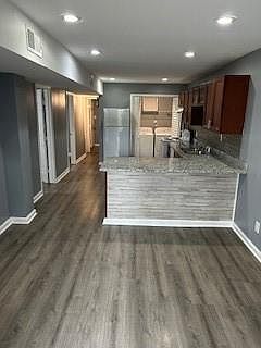 4th image of 1725 Nunez St
