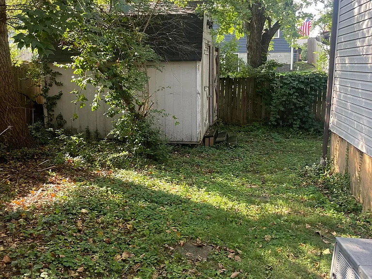 452 Larkwood Dr — Photo 9