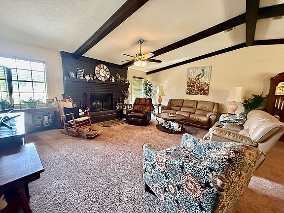 4th image of 1407 County Road 4114 W