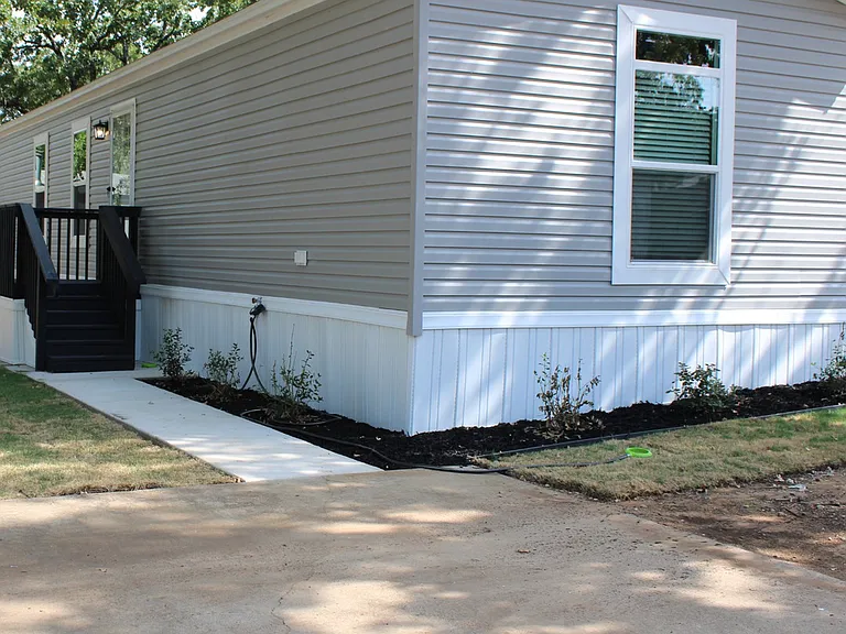 140 Thousand Oaks Dr #154 — Photo 24