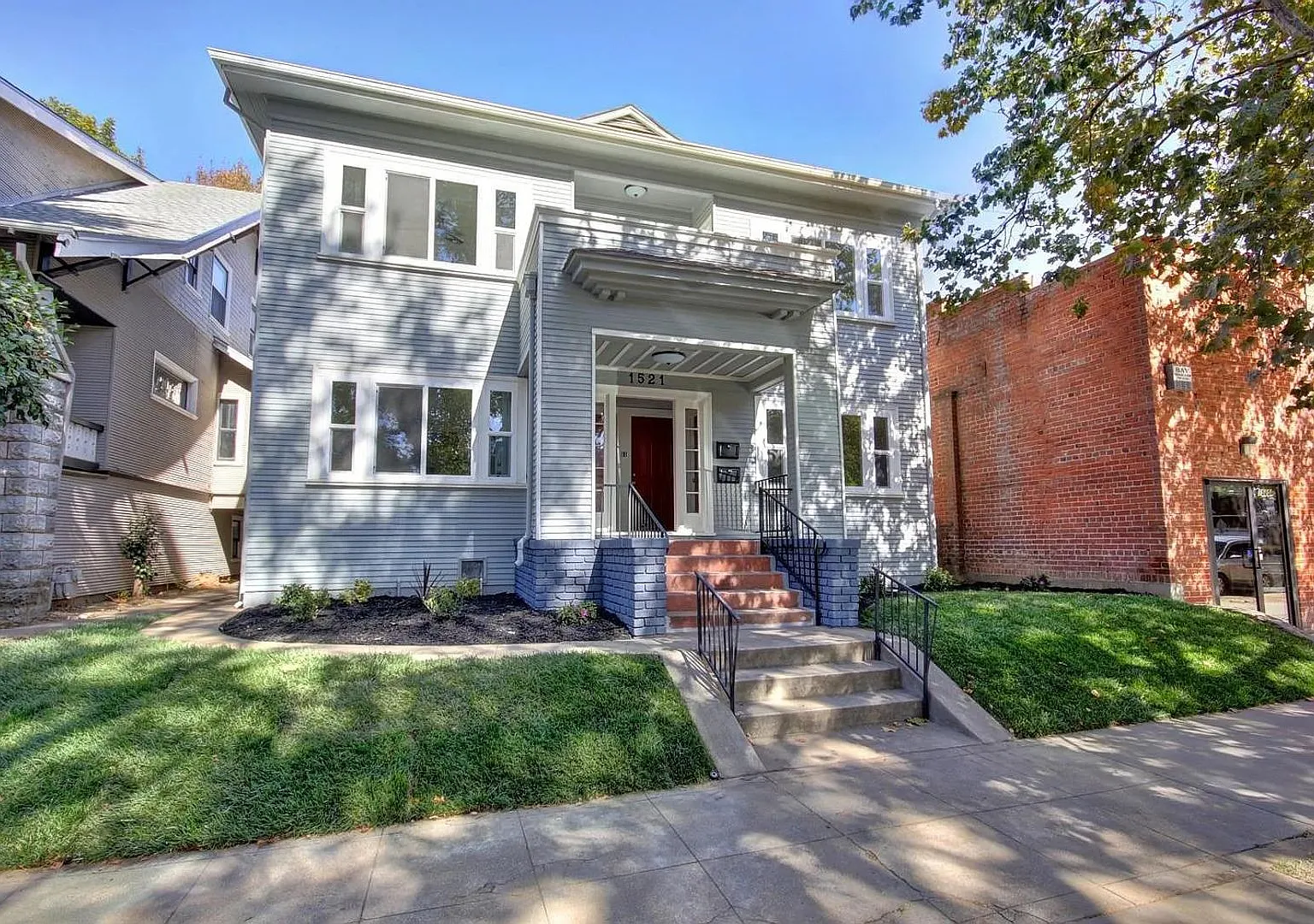 Gorgeous 2 bedroom in Amazing downtown location — Photo 3