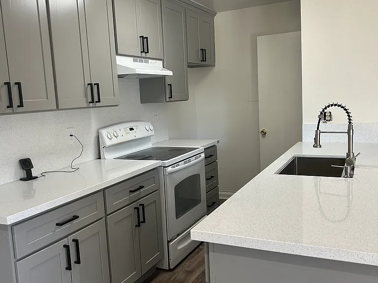 2441 Partridge Way #2 — Photo 3