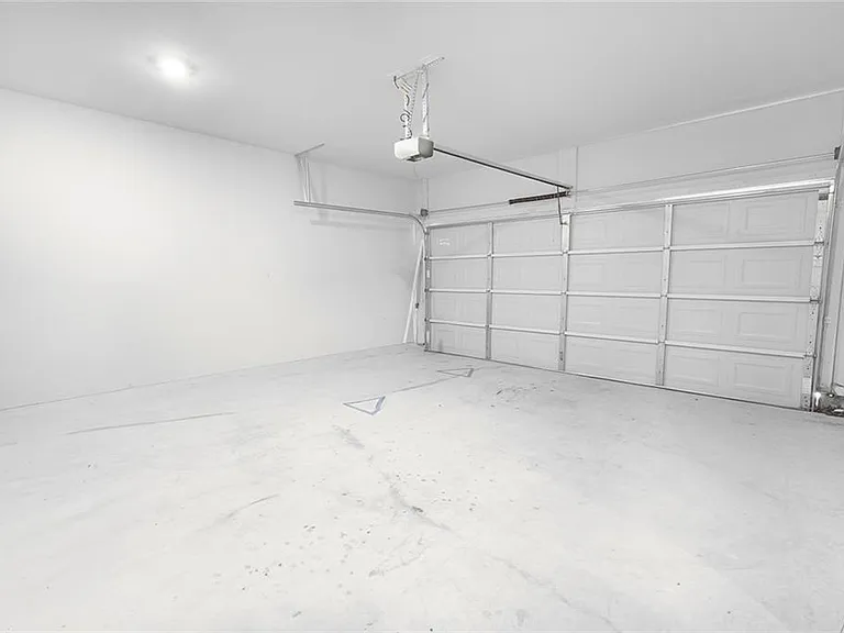 7095 Gladstone Cir — Photo 26