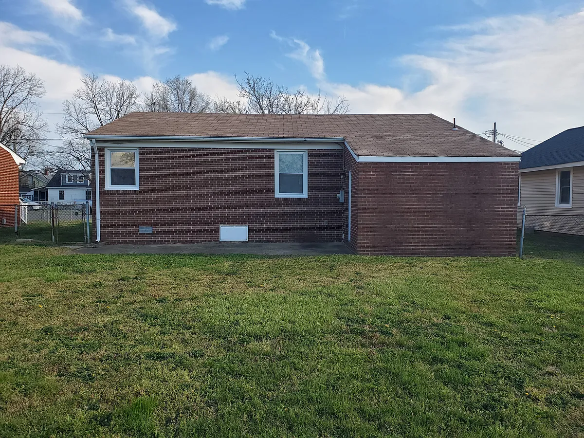 Building Photo - 109 Parkview Pl