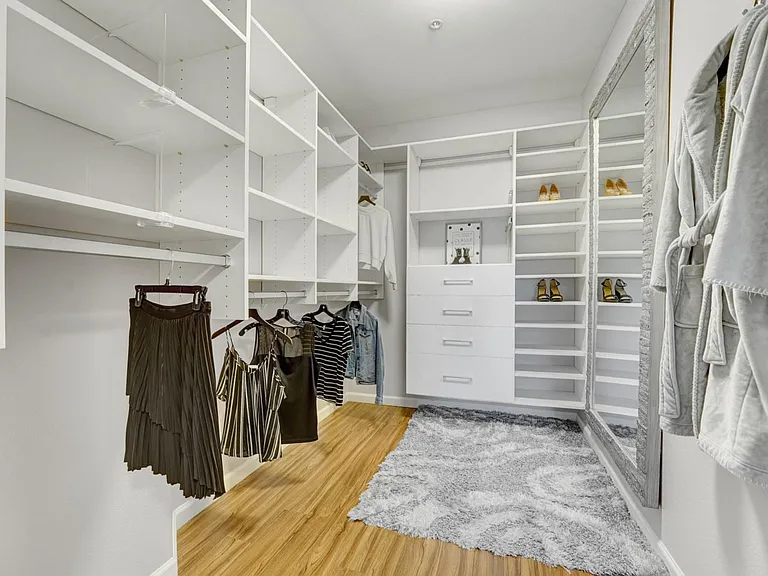 465 Queen Ave NE #403 — Photo 18