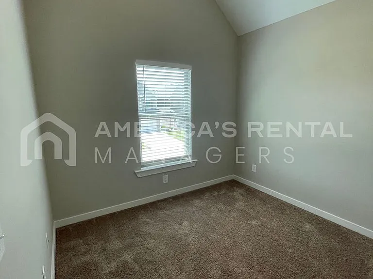 321 Shiloh Creek Dr — Photo 34