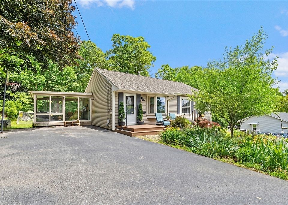 1st image of 100 Delmar Dr