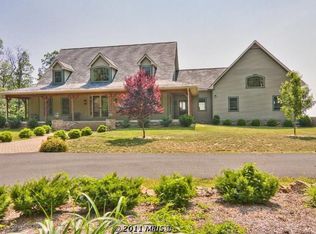 490 Peeper Ln, Winchester, VA 22603