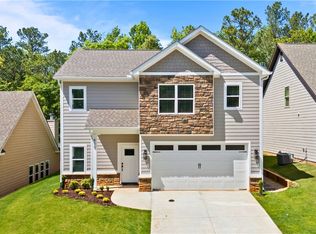 428 Lightness Dr, Auburn, AL 36832