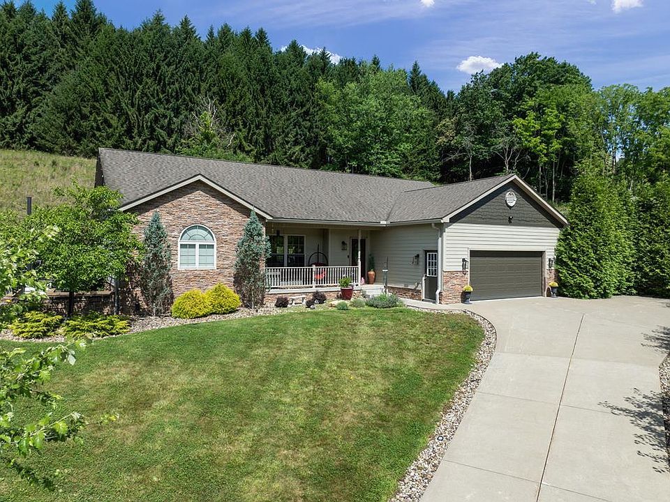 1st image of 531 PEMBROKE DRIVE