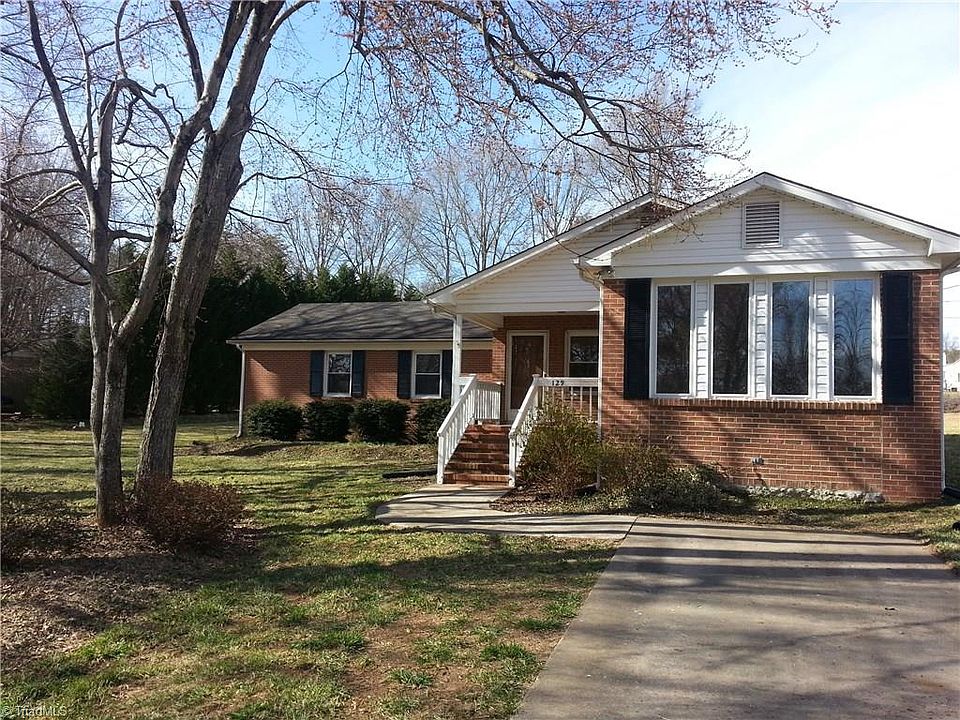 2nd image of 129 Meadowood Rd