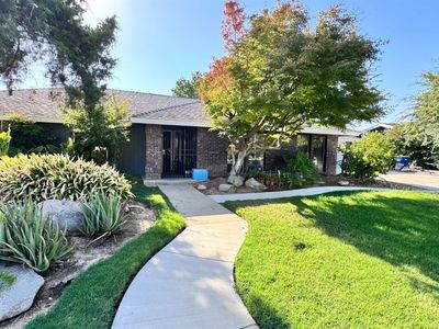 1630 S Adler Ave, Fresno, CA, 93727