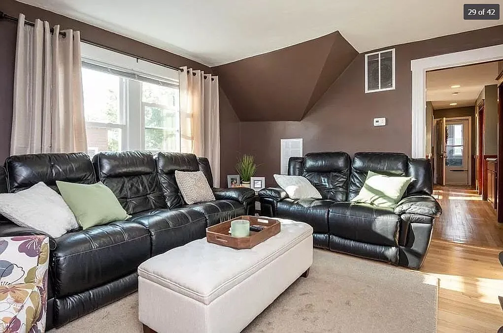 2 bed, $2,000 — Photo 3