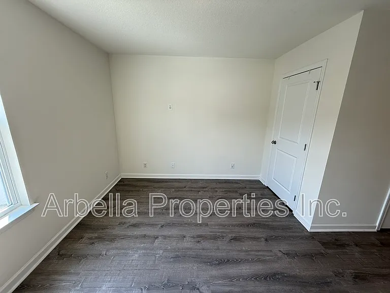 479 Brinkleys Way — Photo 19