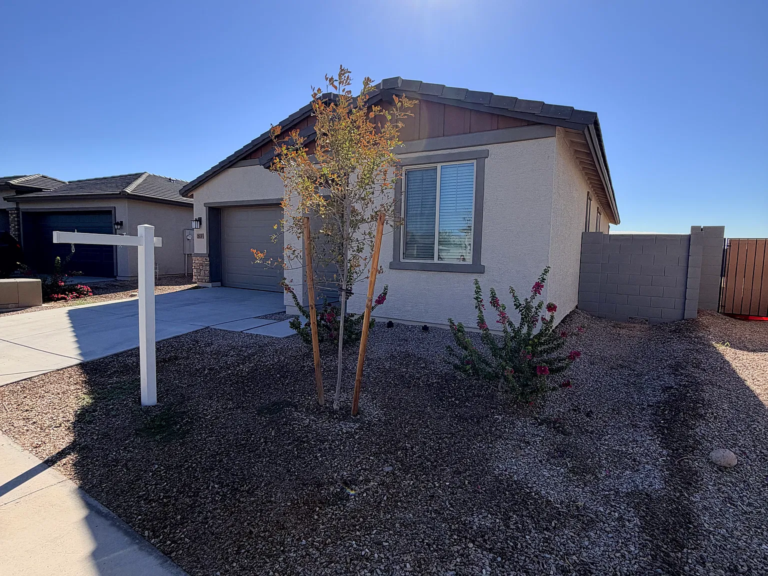 3 bed, 1448 sqft, $1,950 — Photo 2