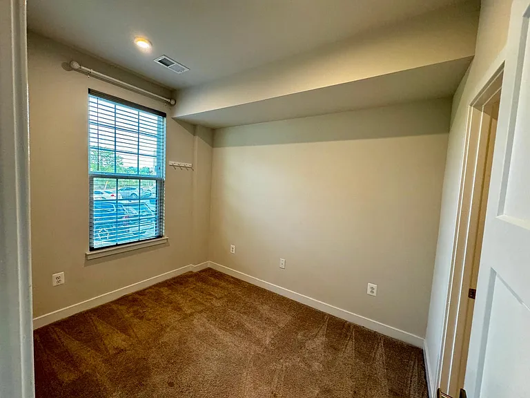 2626 Jetstream Rd — Photo 18