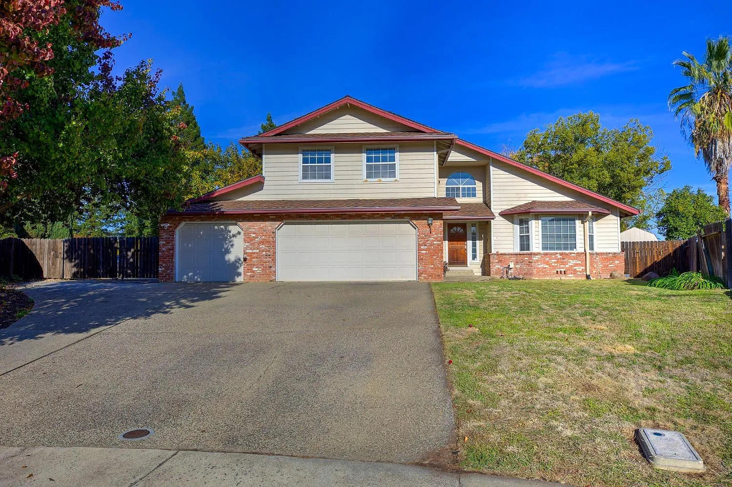 645 Amber Ct photo 1