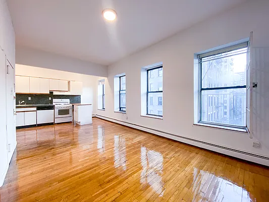 Rented by City Connections Realty | media 1