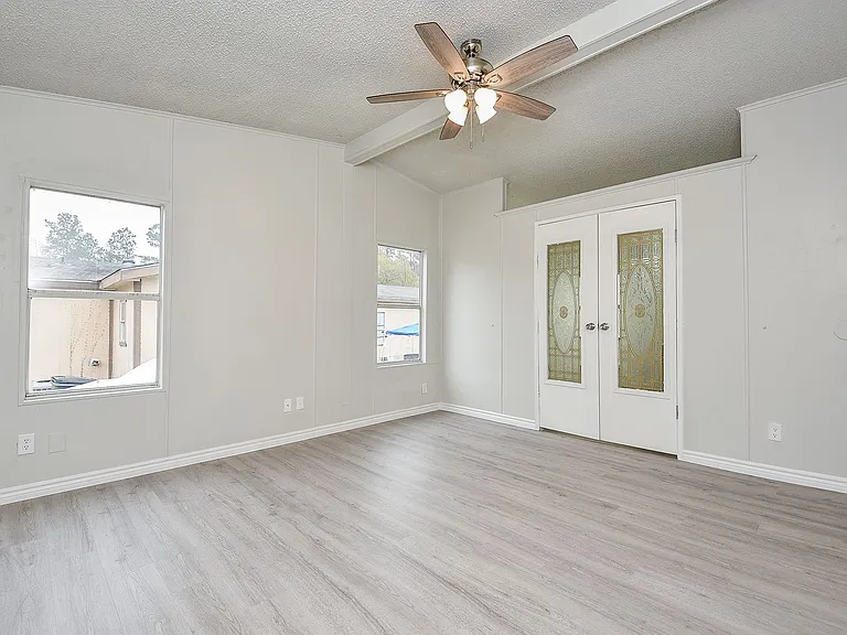 12754 Roy Harris Loop — Photo 1