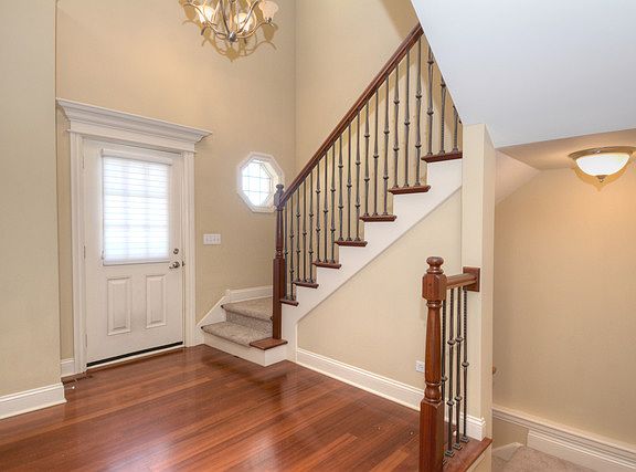 3rd image of 203 N 4th Ave #203